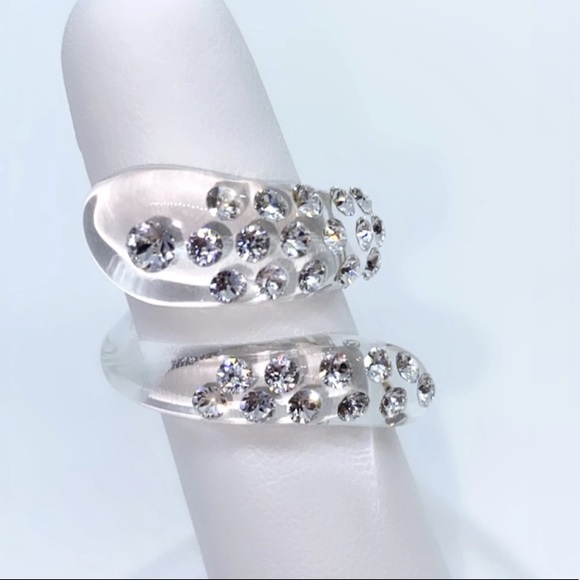 Acrylic Crystal Ring Embellished With Genuine“Crystal Stone Elements, New! - Picture 11 of 12